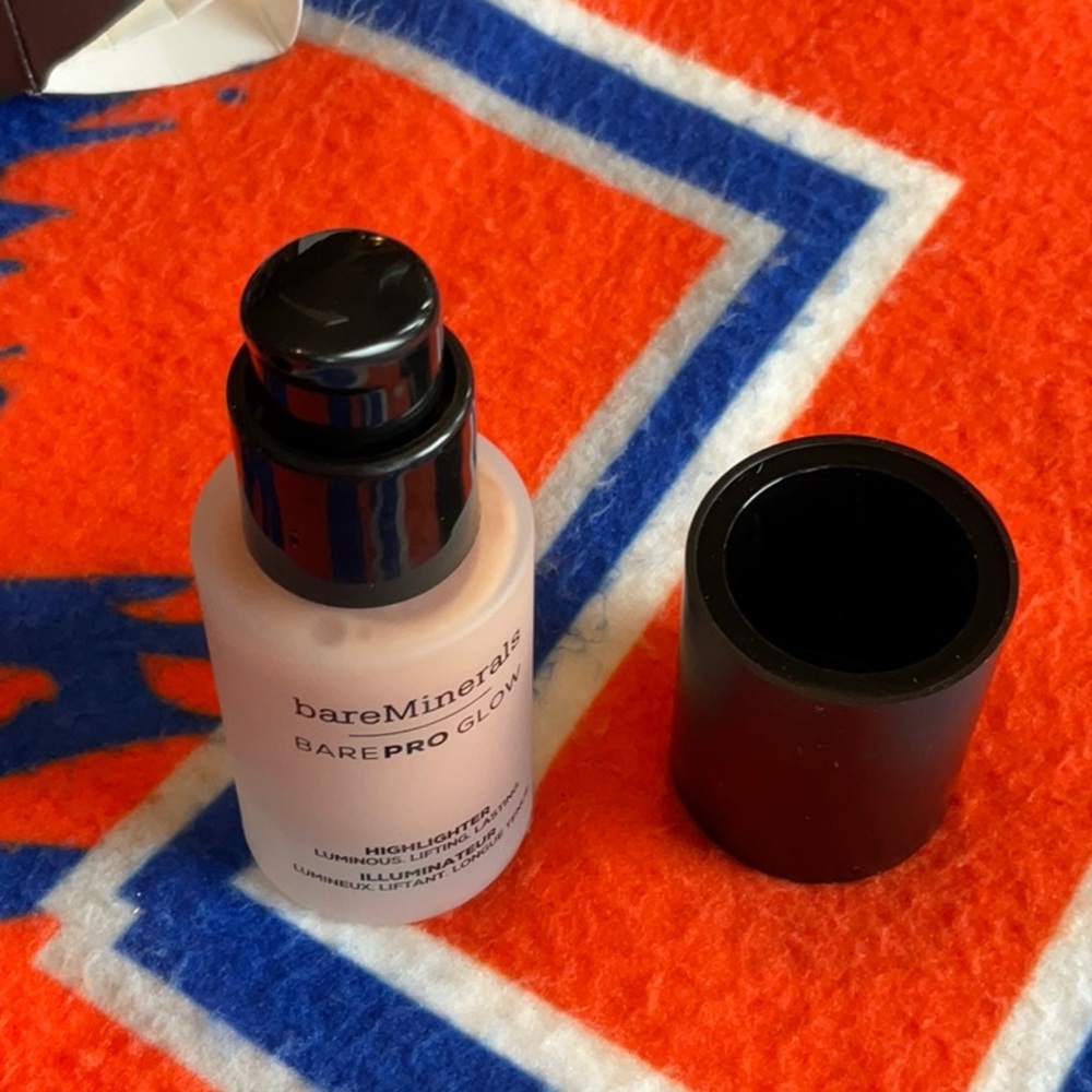 Bare Minerals BarePro Glow Highlighter in Fierce and Free, NIB - Picture 9 of 15